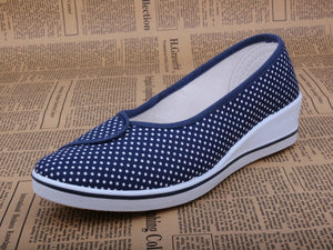 Soft Slip On Canvas Flats Shoes For Woman